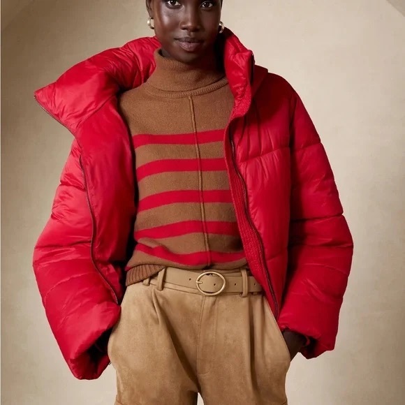 Banana republic water repellent red winter puffer jacket/ coat - Picture 2 of 9